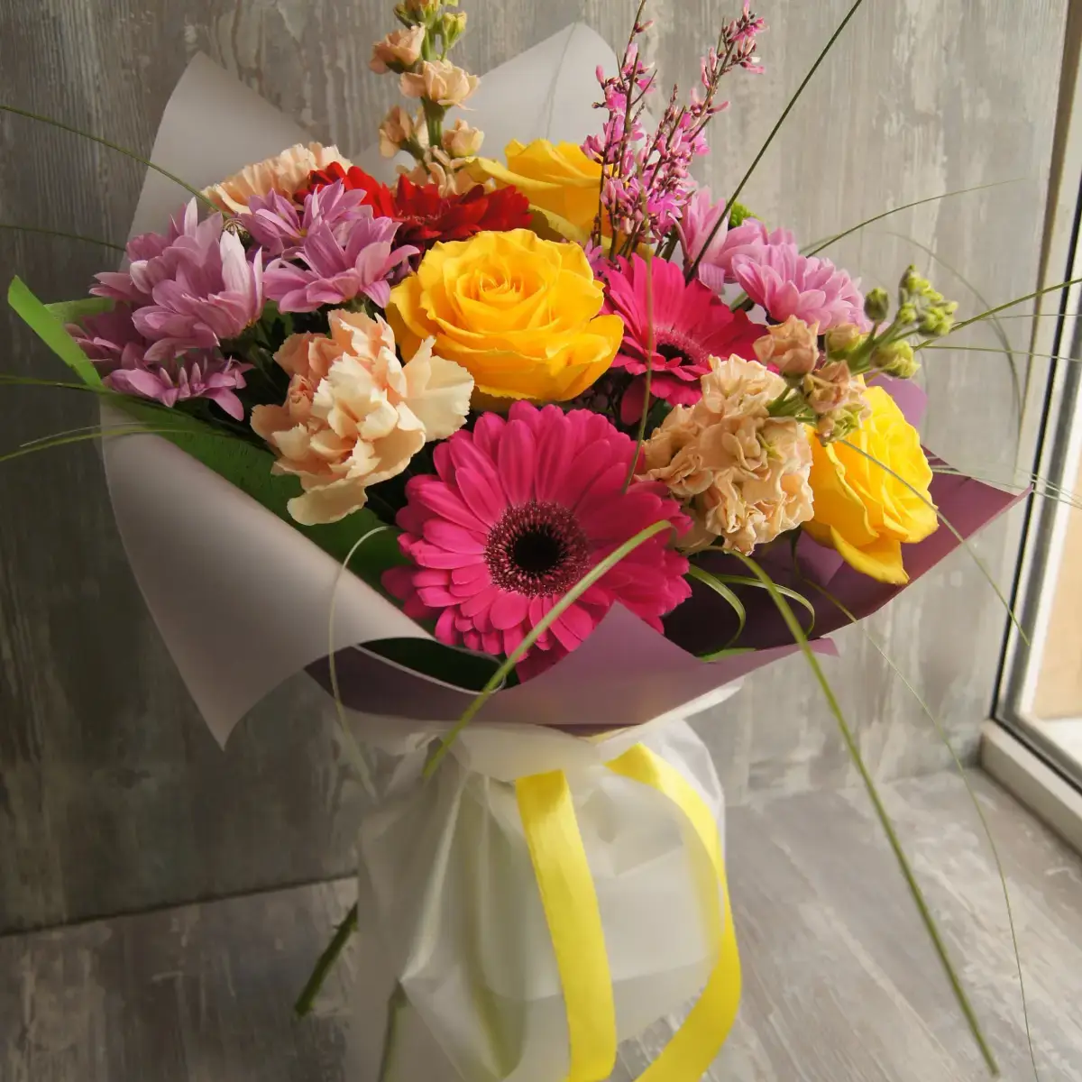 Почему стоит заказать цветы у нас